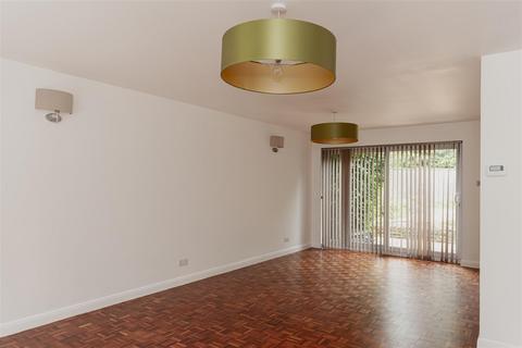 undefined, Burnham Drive, Reigate