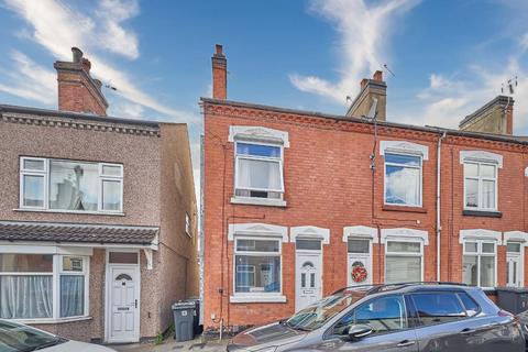 3 bedroom end of terrace house for sale, Manor Street, Hinckley