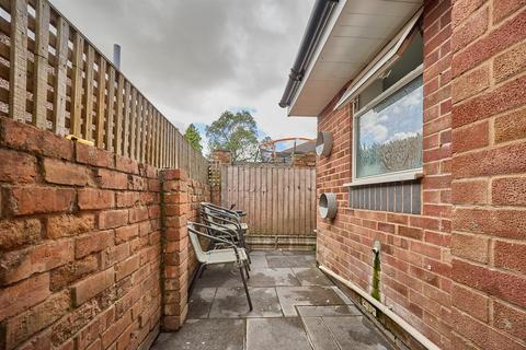 3 bedroom end of terrace house for sale, Manor Street, Hinckley