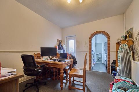 3 bedroom end of terrace house for sale, Manor Street, Hinckley