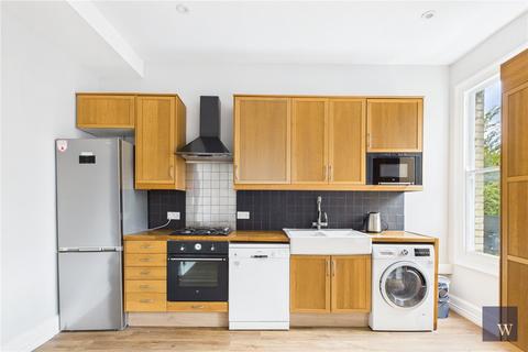 2 bedroom apartment for sale, Sandmere Road, London, SW4