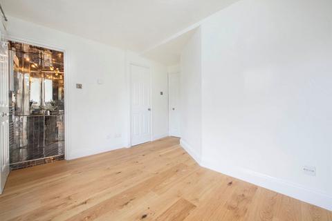 2 bedroom flat for sale, Wapping Lane, London E1W