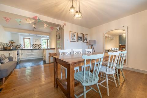 4 bedroom barn conversion for sale, 3 High Reston Barn, Staveley