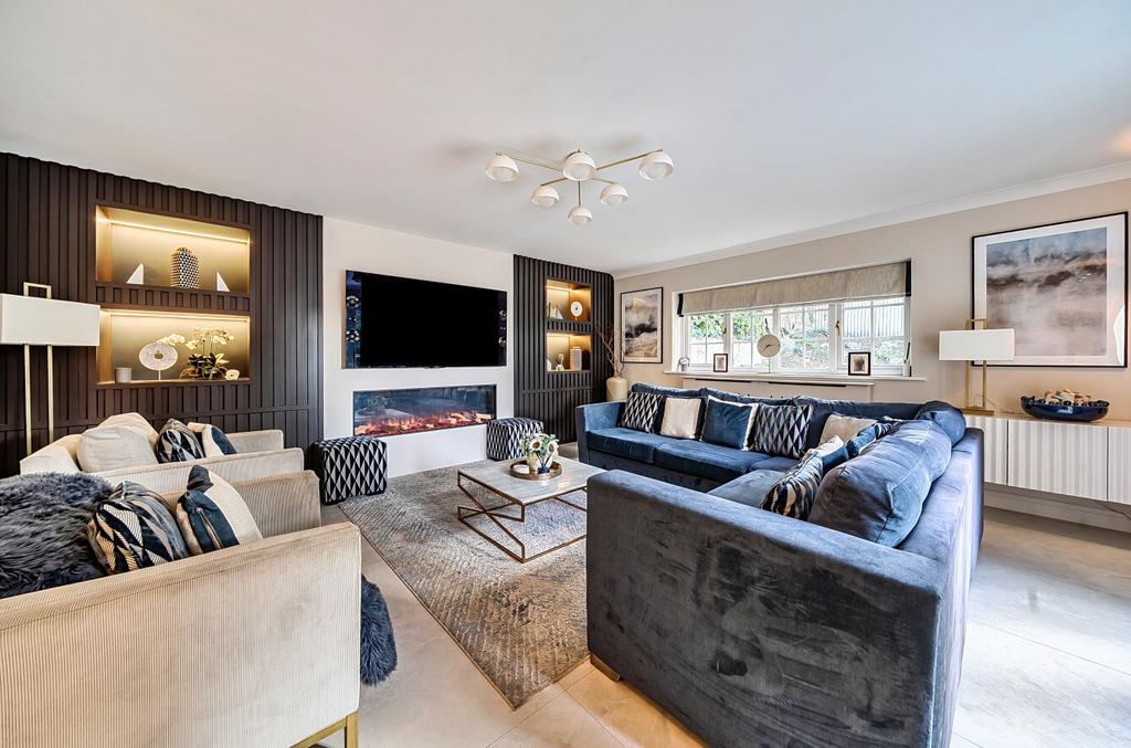 1361349-6-68e52ba...