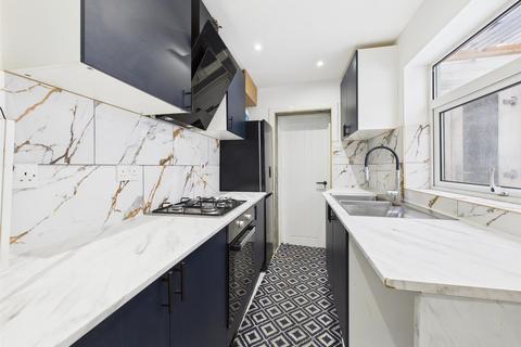 122 Millbrook Street, Gloucester, GL1 4BS