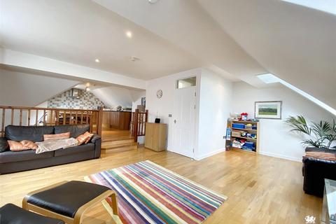 undefined, Paragon House, The Paragon, Tenby