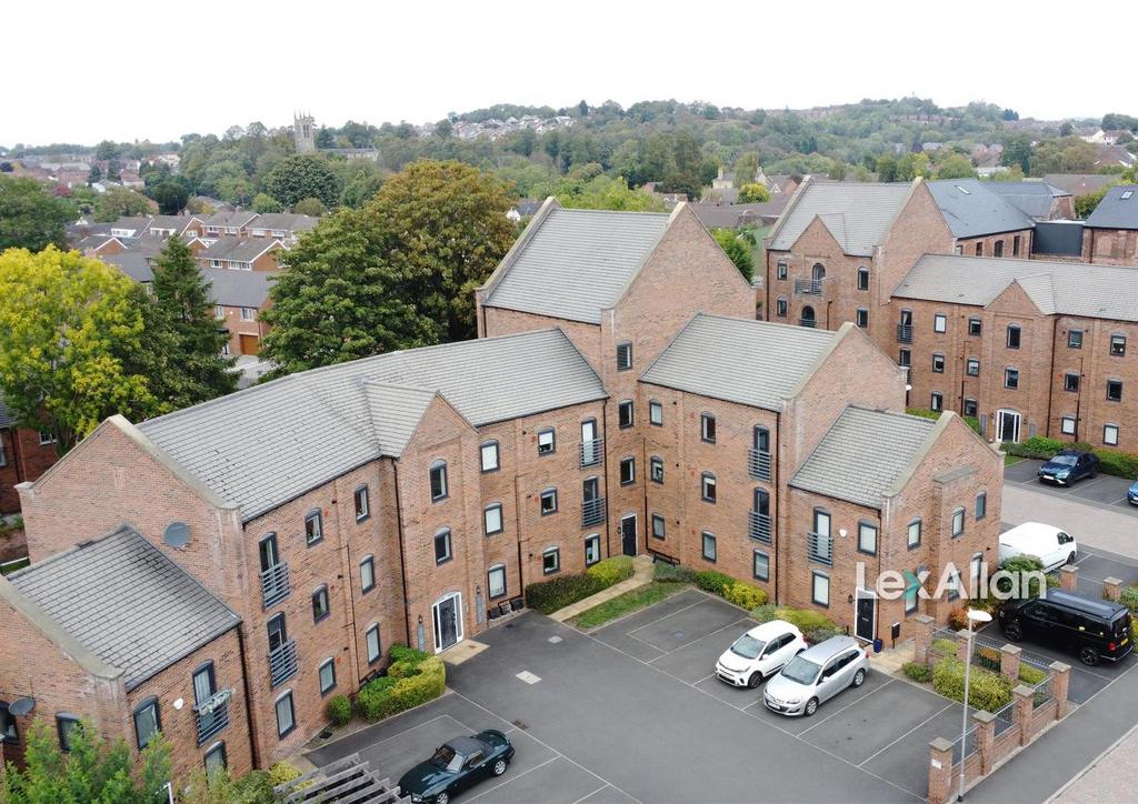 Argyle Close Wordsley 2.jpg