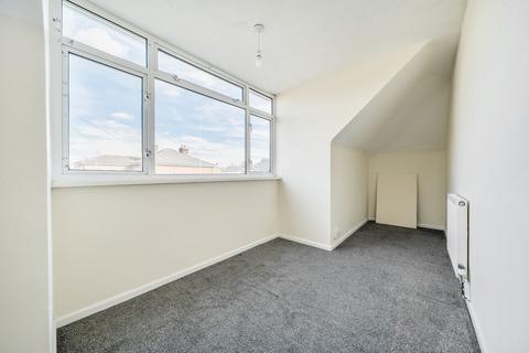 3 bedroom bungalow for sale, Pangbourne Close, Southampton SO19