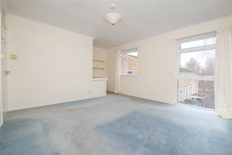 2 bedroom maisonette for sale, Harrowdene Gardens, Middlesex