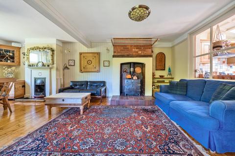 4 bedroom semi-detached house for sale, Aldermaston Road, Pamber Green, Tadley, RG26