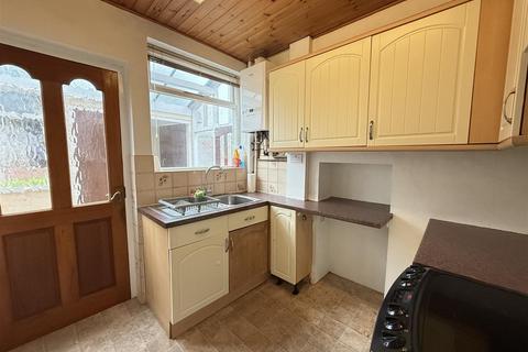 3 bedroom semi-detached house for sale, Highfield Crescent, Rowley Regis