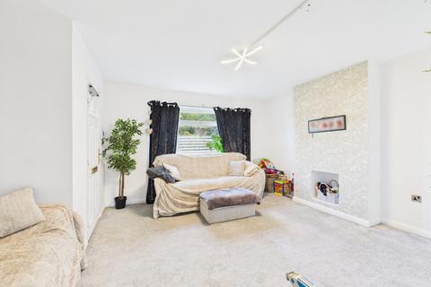 undefined, Leighton Buzzard LU7
