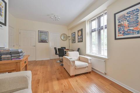 undefined, Lockhart Road, Watford, WD17