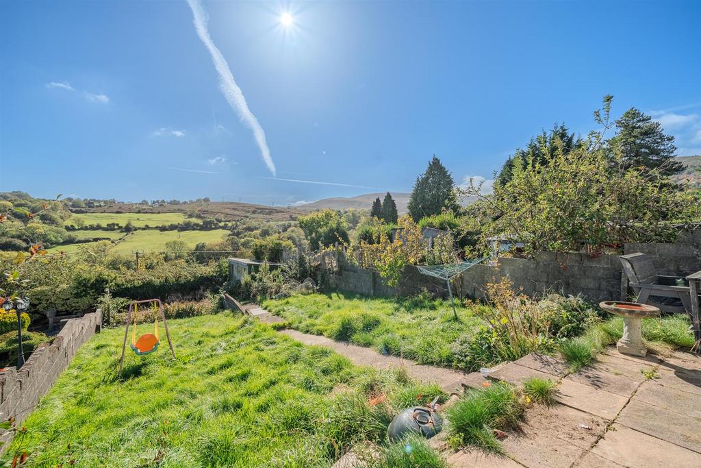 122 Blaendare Road-24.jpg