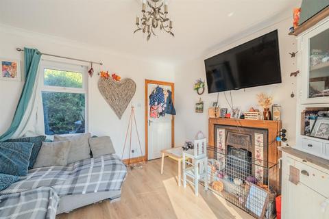 3 bedroom semi-detached house for sale, Blaendare Road, Pontypool NP4
