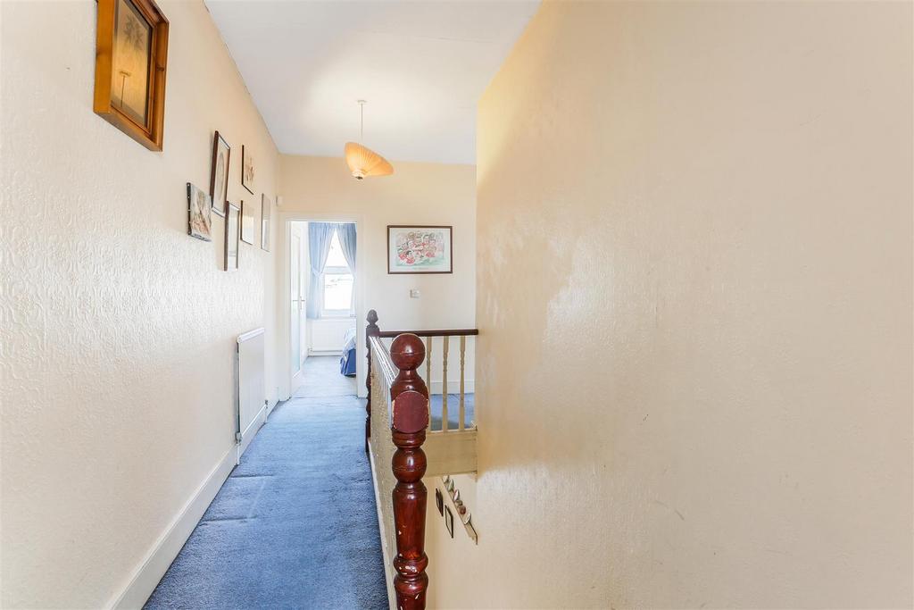 1546773911 - 41 Carshalton Park Road, SM5 - 4.jpg
