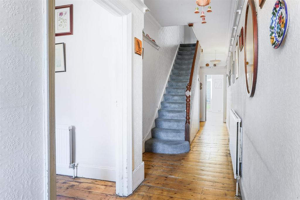1546773911 - 41 Carshalton Park Road, SM5 - 28.jpg