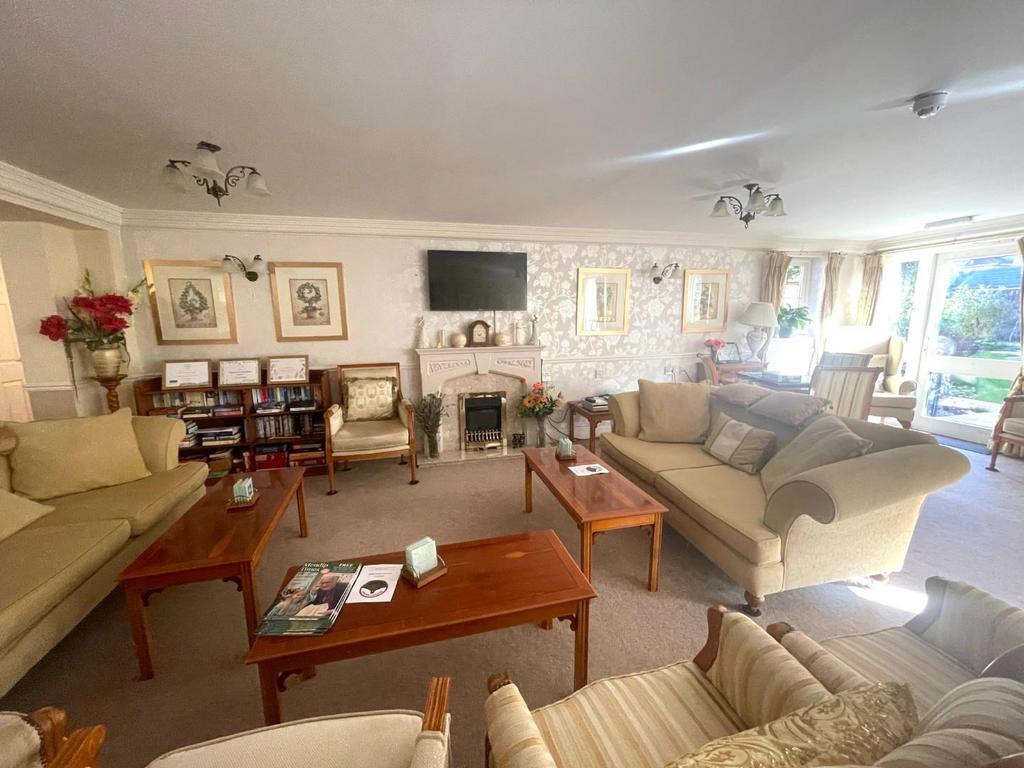 Communal Living Room.JPG