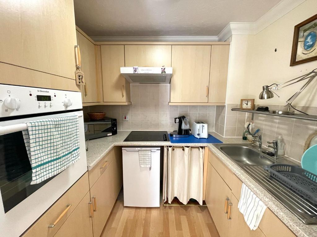 Kitchen.JPG