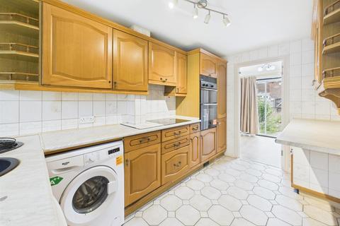 2 bedroom end of terrace house for sale, Brickett Close, Ruislip HA4