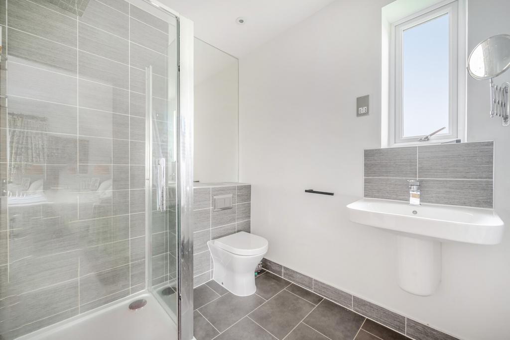 1363739-17-68e4e5...