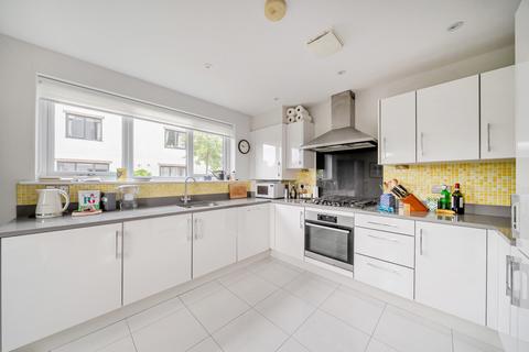 undefined, Langham Court, Farnham, GU9