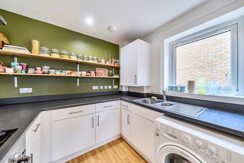 undefined, Sumner Road, London