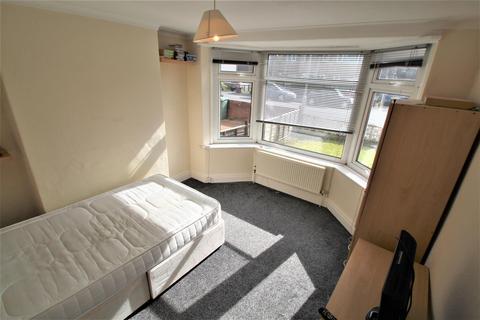 undefined, St Annes Drive, Headingley, Leeds, LS4 2RZ