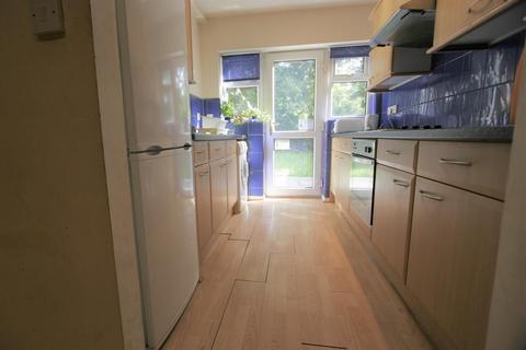 undefined, St Annes Drive, Headingley, Leeds, LS4 2RZ