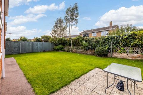 undefined, Orchard Close, Donington