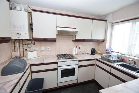 3 bedroom end of terrace house for sale, Aspen Road, Eastbourne BN22
