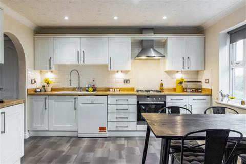 3 bedroom terraced house for sale, Harrow Place, PE21