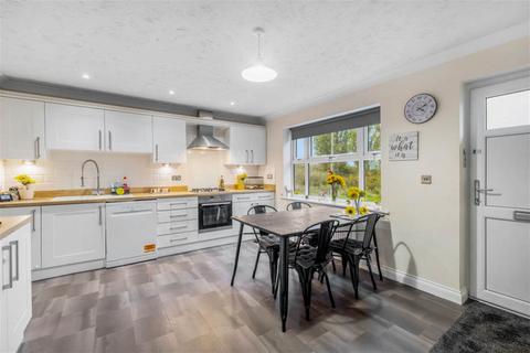 3 bedroom terraced house for sale, Harrow Place, PE21