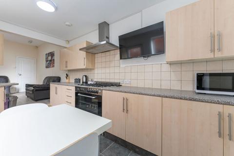7 bedroom terraced house to rent, Tiverton Road, Birmingham B29
