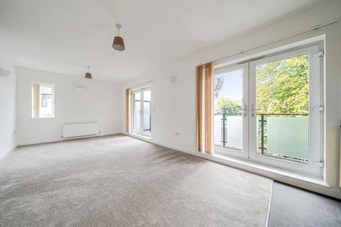 2 bedroom apartment for sale, Sidcup Road, Mottingham