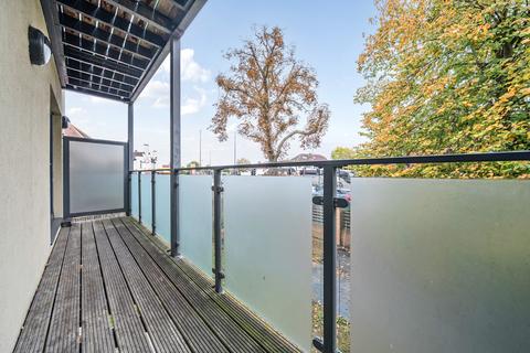 2 bedroom apartment for sale, Sidcup Road, Mottingham