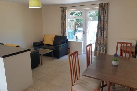 6 bedroom terraced house to rent, West Midlands, Coventry CV4