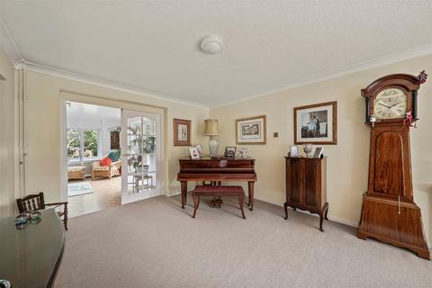 undefined, Orchard Way, Send