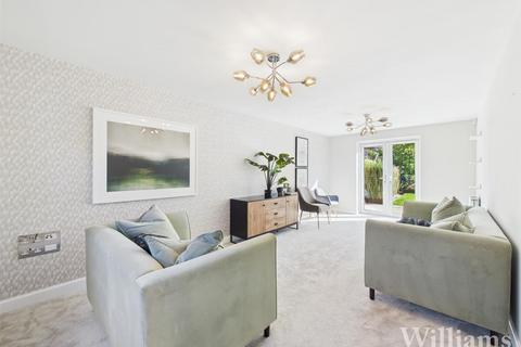 4 bedroom detached house for sale, Carriage Road, Aylesbury HP22