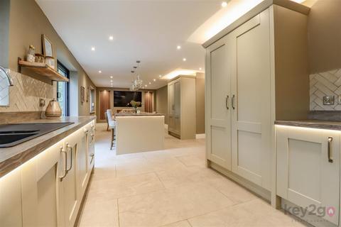 undefined, White Hart Corner, Eckington, Sheffield, S21