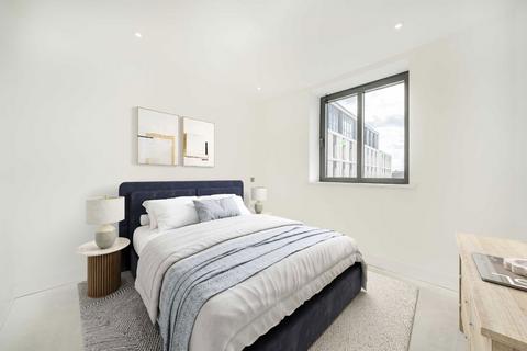 2 bedroom flat for sale, Chatfield Road, Battersea SW11