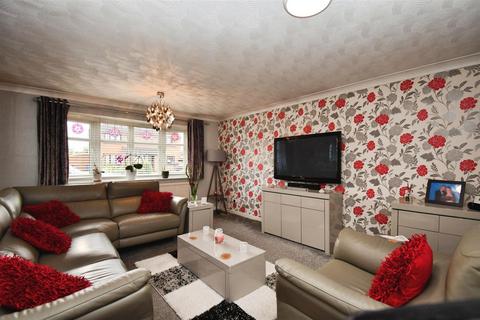 2 bedroom detached bungalow for sale, Orchard Close, Anlaby, Hull