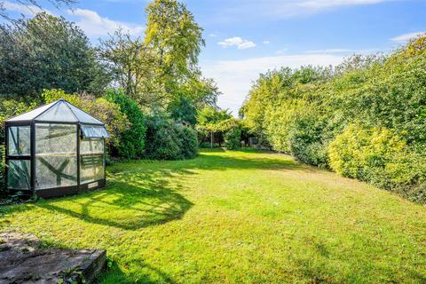 undefined, Beacon Way, Banstead