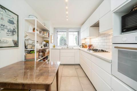 4 bedroom end of terrace house for sale, Holyport Road, London SW6
