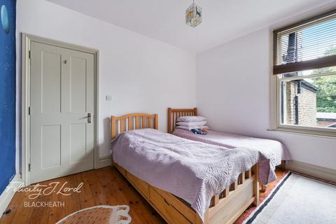 Woodland Terrace, Charlton