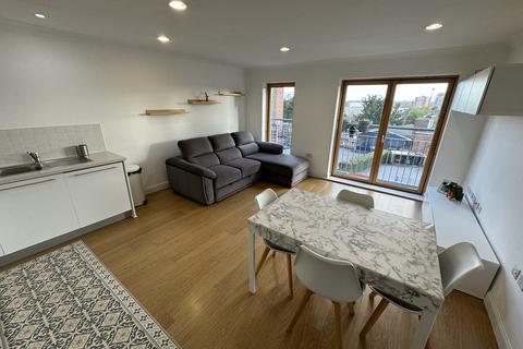 2 bedroom apartment to rent, Irving Street, Birmingham B1