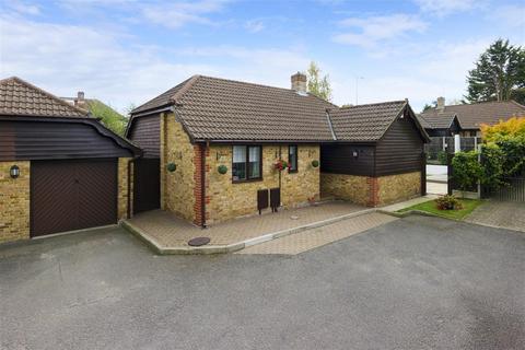 undefined, Crompton Gardens, Maidstone