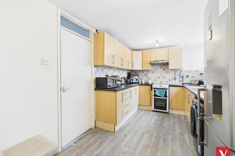 undefined, Mentieth Close, Milton Keynes MK2