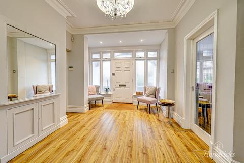 undefined, The Broadway, Southend-on-sea, SS1 3