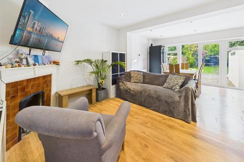 undefined, Claremont Close, Hersham, Walton-On-Thames